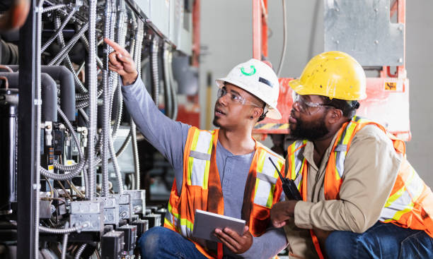 Best Best Electricians Near Me  in Greentown, OH