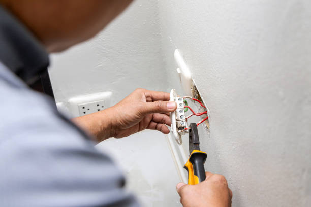 Best Emergency Electrical Repair  in Greentown, OH